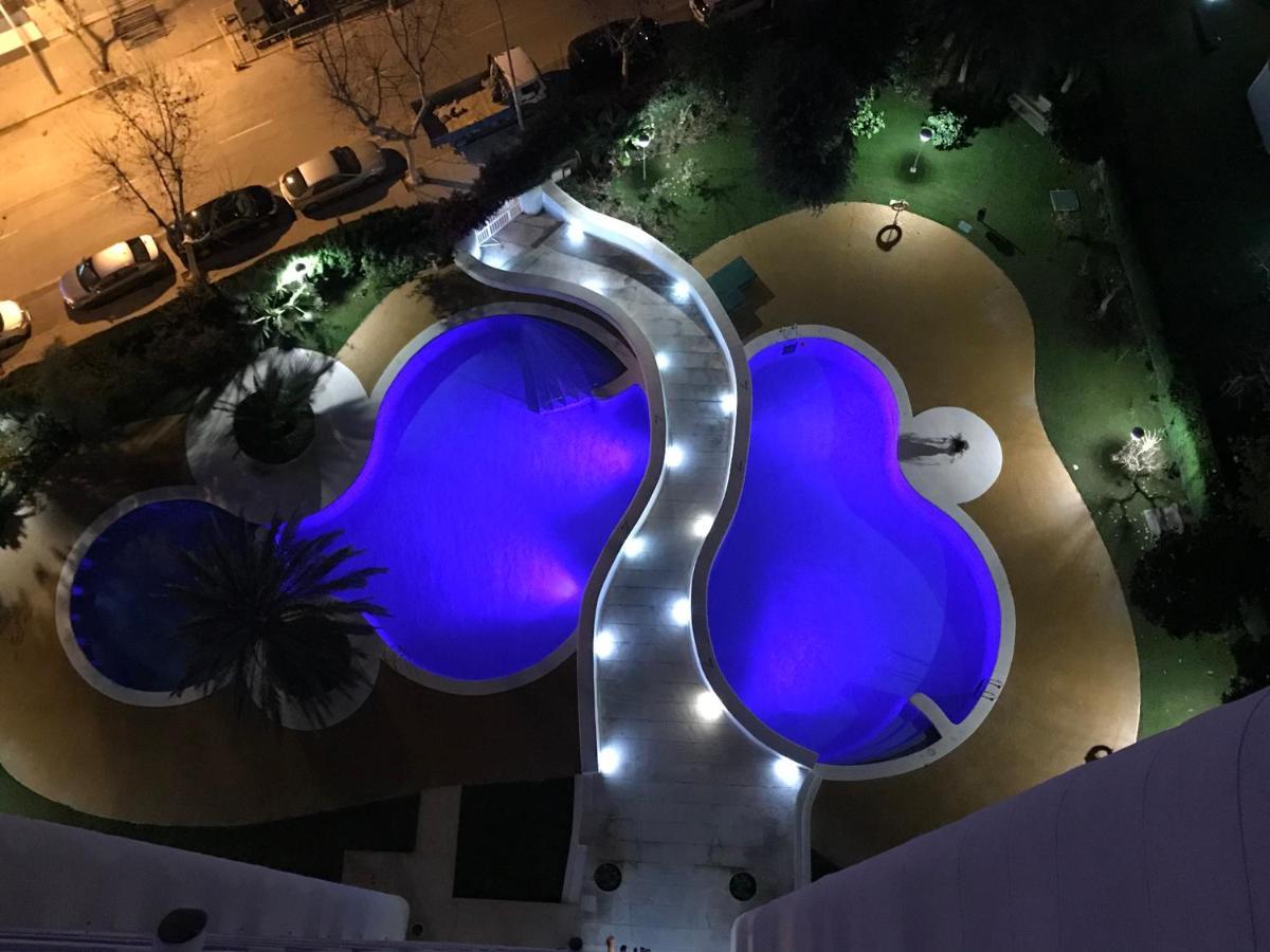 Apartamento Coffee Beach En Parque Europa ベニドルム エクステリア 写真
